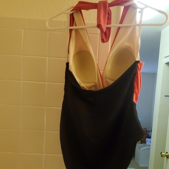 Bathing Suit - Picture 3 of 4